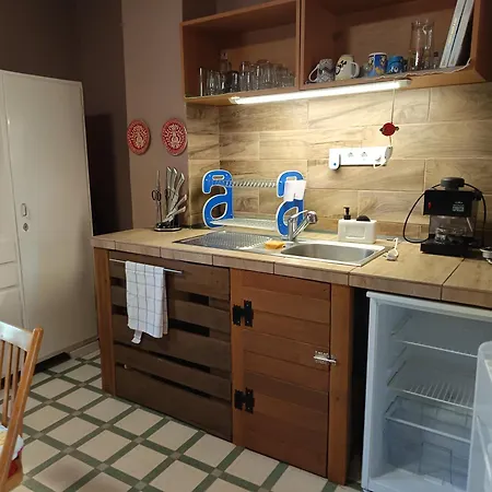 Pony And Minifarm Hosszuvoelgy