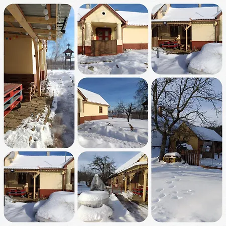 Holiday home Poni Kucko Vendeghaz Es Minifarm *