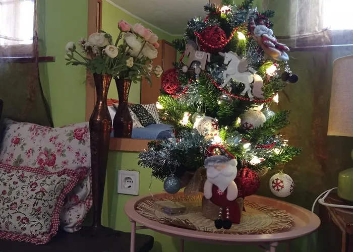 Poni Kucko Vendeghaz Es Minifarm * Hosszuvoelgy